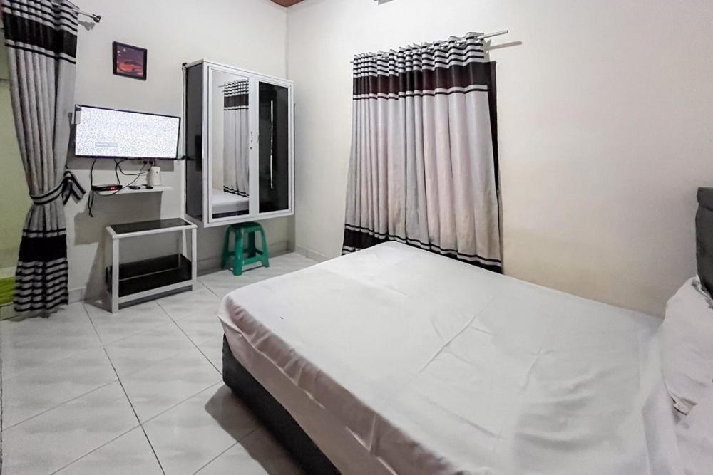 Hotel Kostel 99 Pangkal Pinang Redpartner Esterno foto
