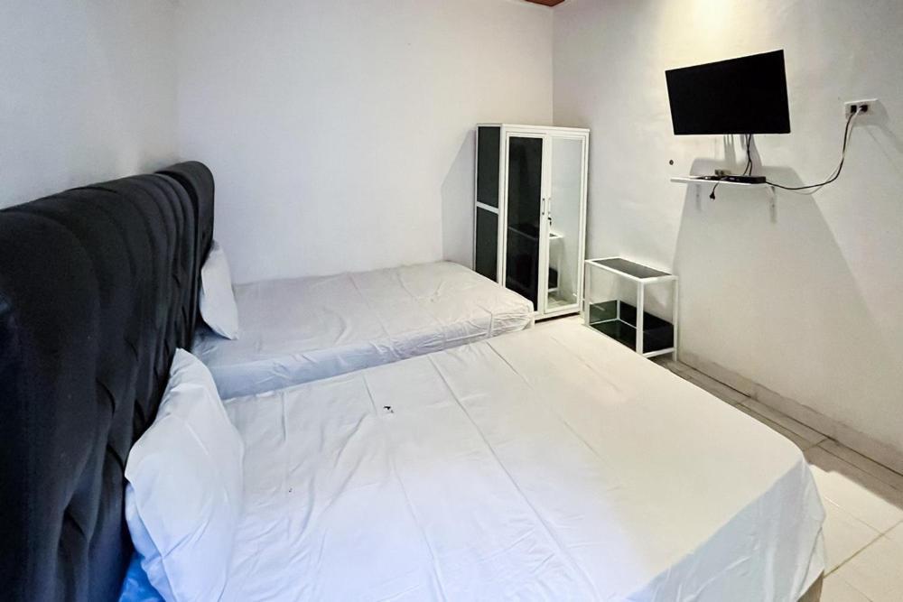 Hotel Kostel 99 Pangkal Pinang Redpartner Esterno foto